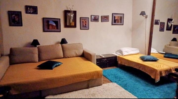 בראשוב Charming Vintage Apartment Piata Sfatului מראה חיצוני תמונה