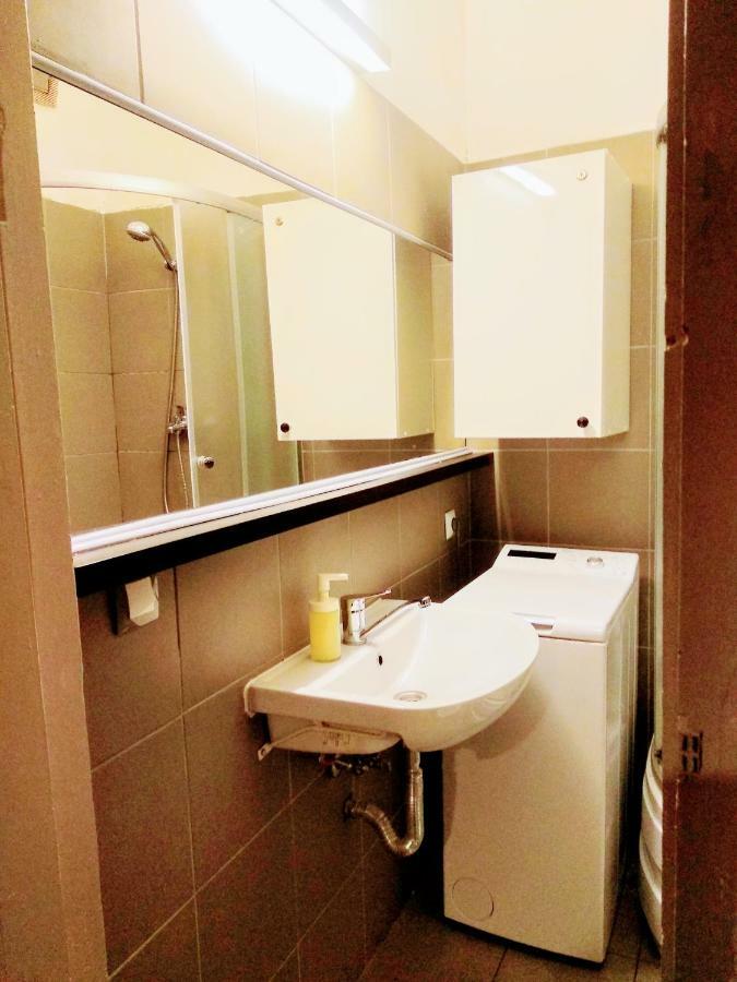 בראשוב Charming Vintage Apartment Piata Sfatului מראה חיצוני תמונה